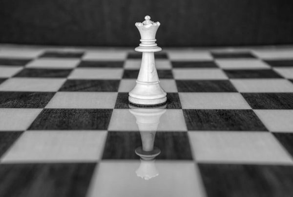 The Knight in Chess: What a Knight Is and How to Move a Knight Across a  Chessboard - 2023 - MasterClass