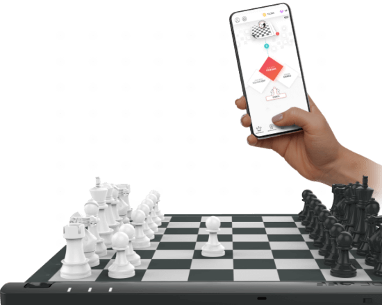 Square Off Pro | The Smartest Portable Chess Set