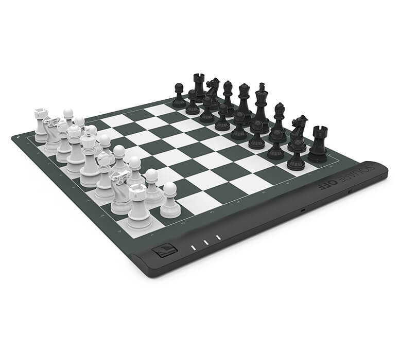 Cyber Game Chess Set With Chessboard PC Game Chess Pieces 